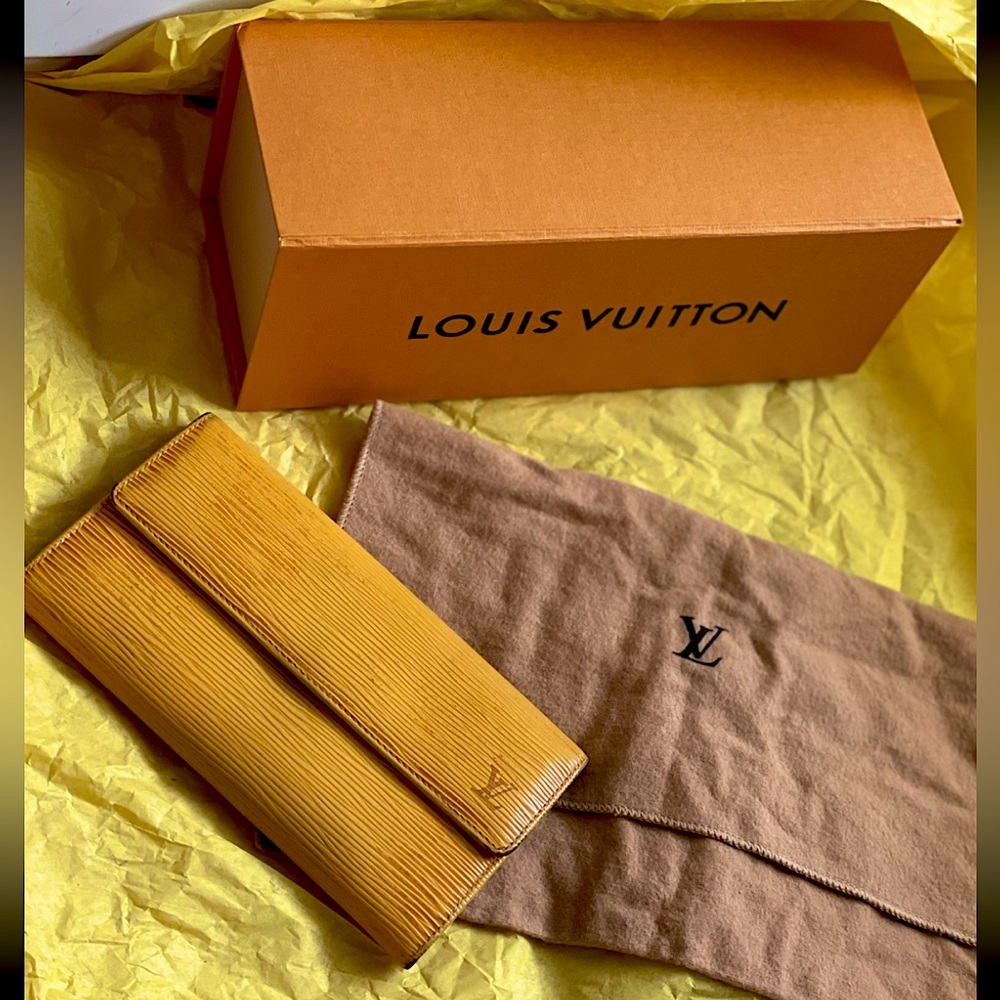 LV yellow with purple interior Epi Sarah wallet